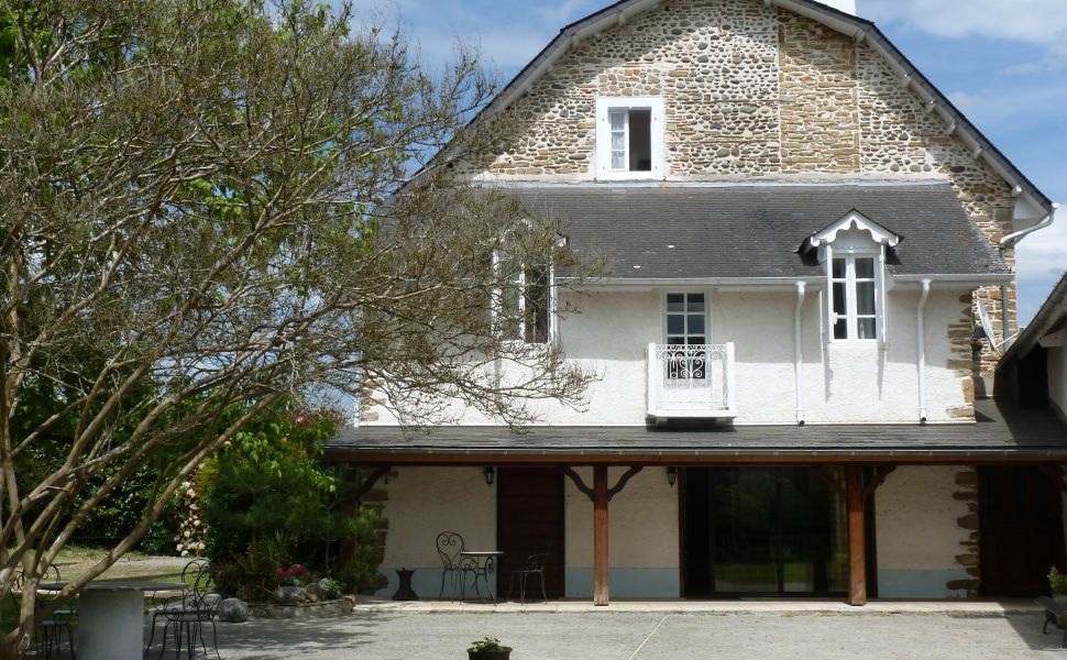 French property for sale - FCH576